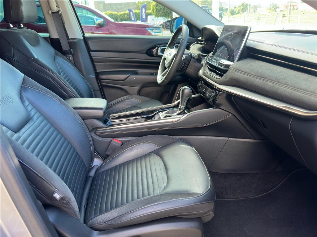 JEEP         COMMANDER