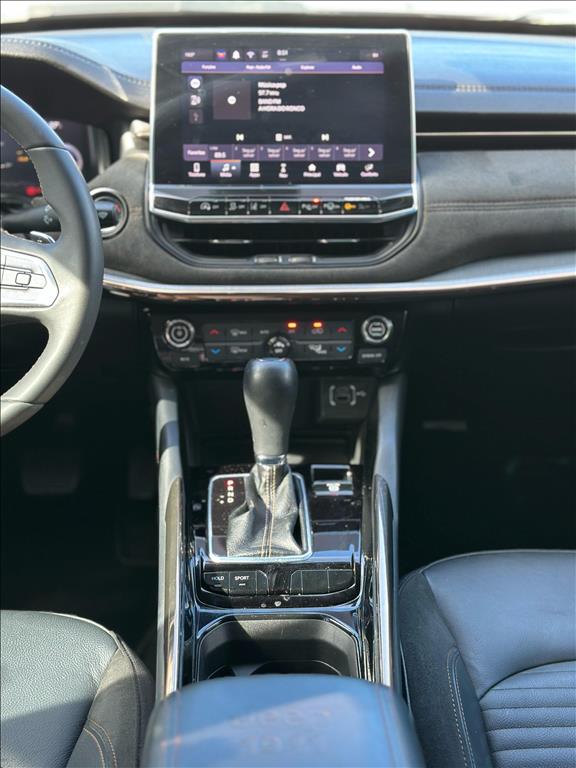 JEEP         COMMANDER