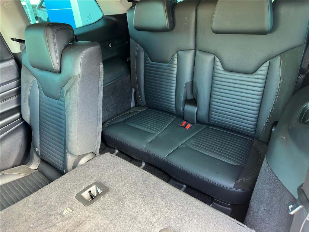 JEEP         COMMANDER