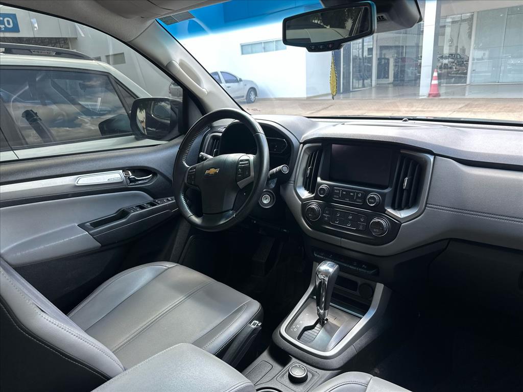 CHEVROLET         S10